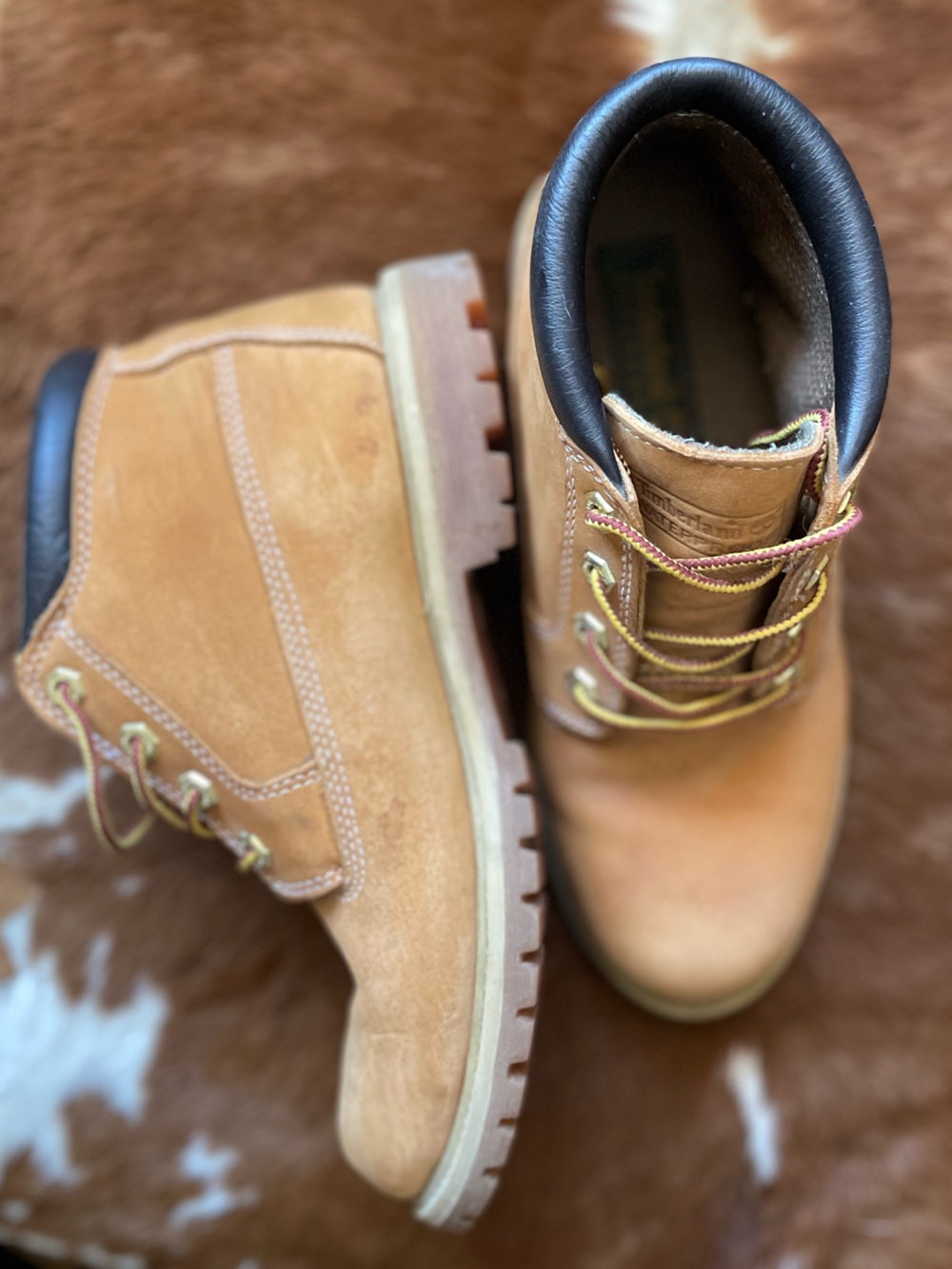 Timberland Wheat Tan Lace-Up Women’s Waterproof Boots Size 8.5